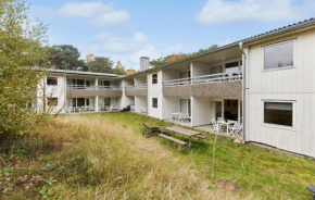 1 Bedroom Beautiful Apartment In Nexø, Allinge-Sandvig
